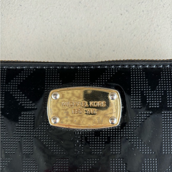 Michael Kors Wristlet Wallet - Picture 2 of 4
